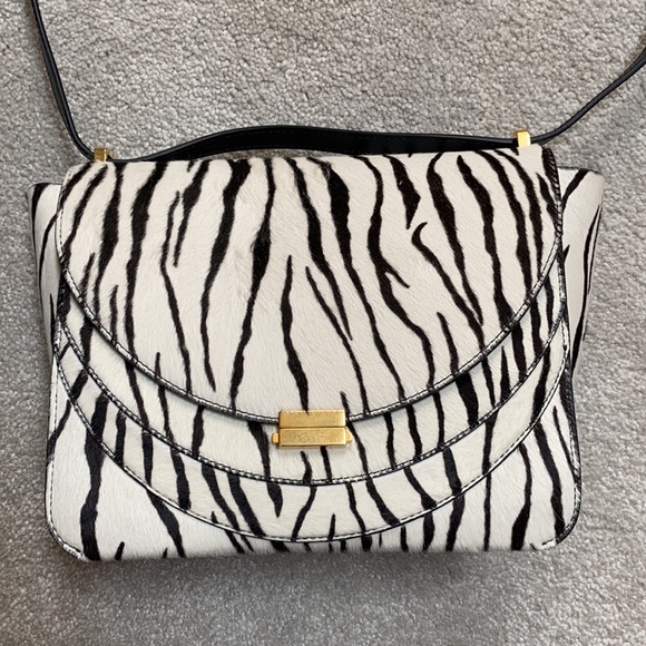 Wandler Luna Zebra Crossbody bag NEW WITH DUSTBAG - Picture 3 of 8